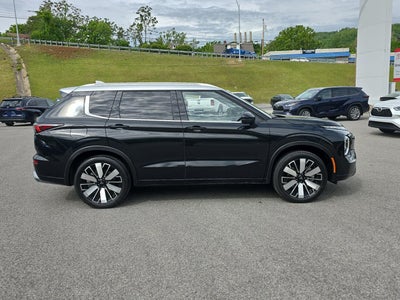 2025 Mitsubishi Outlander Platinum Edition
