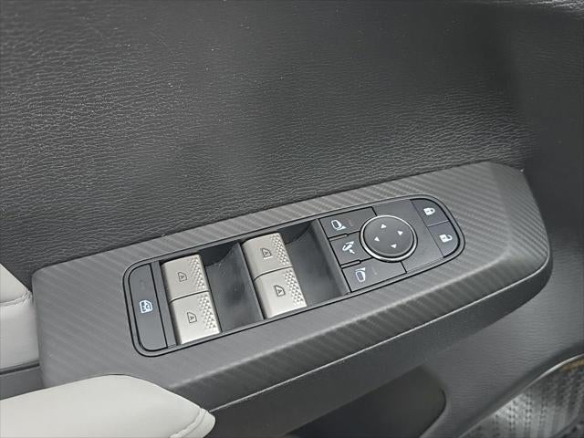 2025 Mitsubishi Outlander Platinum Edition