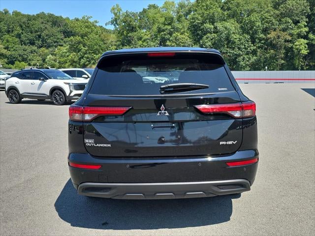 2025 Mitsubishi Outlander Plug-In Hybrid ES