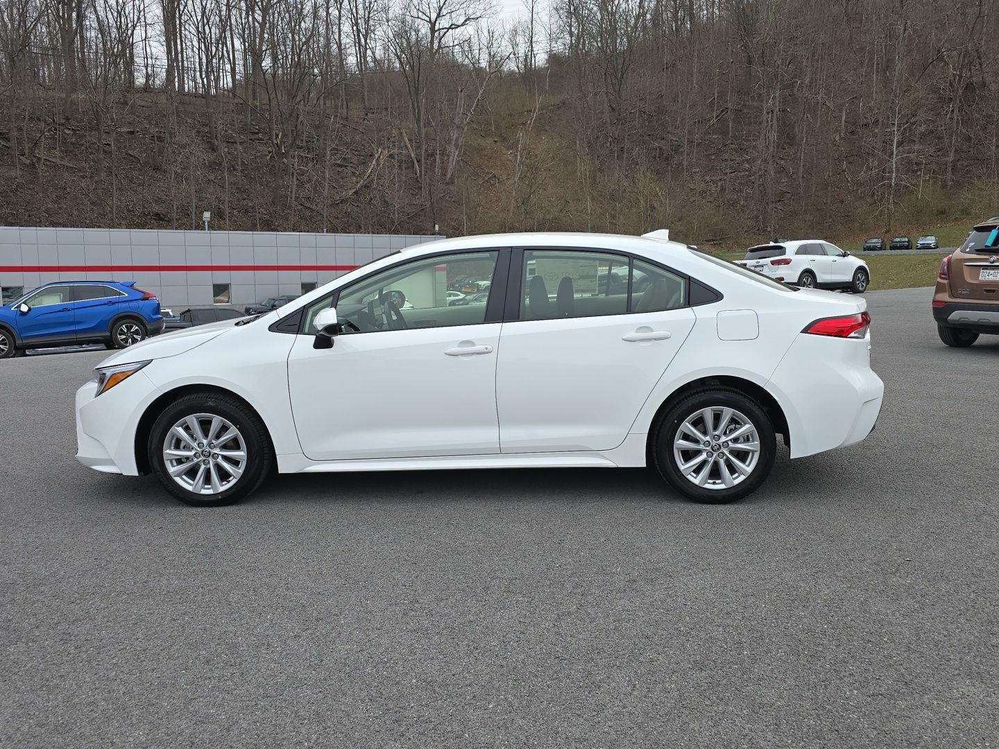 2026 Toyota Corolla Hybrid LE