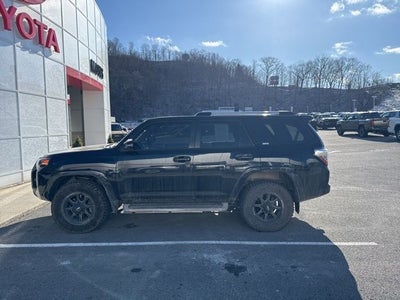 2023 Toyota 4Runner SR5 Premium