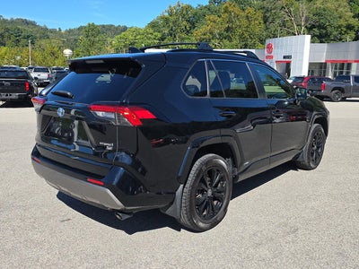 2022 Toyota RAV4 Hybrid SE