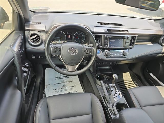 2018 Toyota RAV4 Hybrid SE