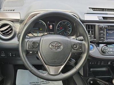 2018 Toyota RAV4 Hybrid SE