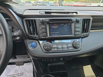 2018 Toyota RAV4 Hybrid SE