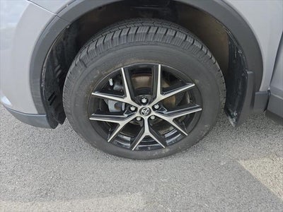 2018 Toyota RAV4 Hybrid SE