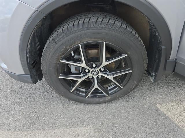 2018 Toyota RAV4 Hybrid SE