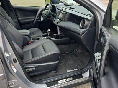 2018 Toyota RAV4 Hybrid SE