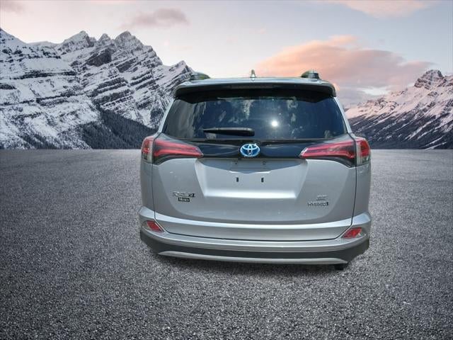 2018 Toyota RAV4 Hybrid SE