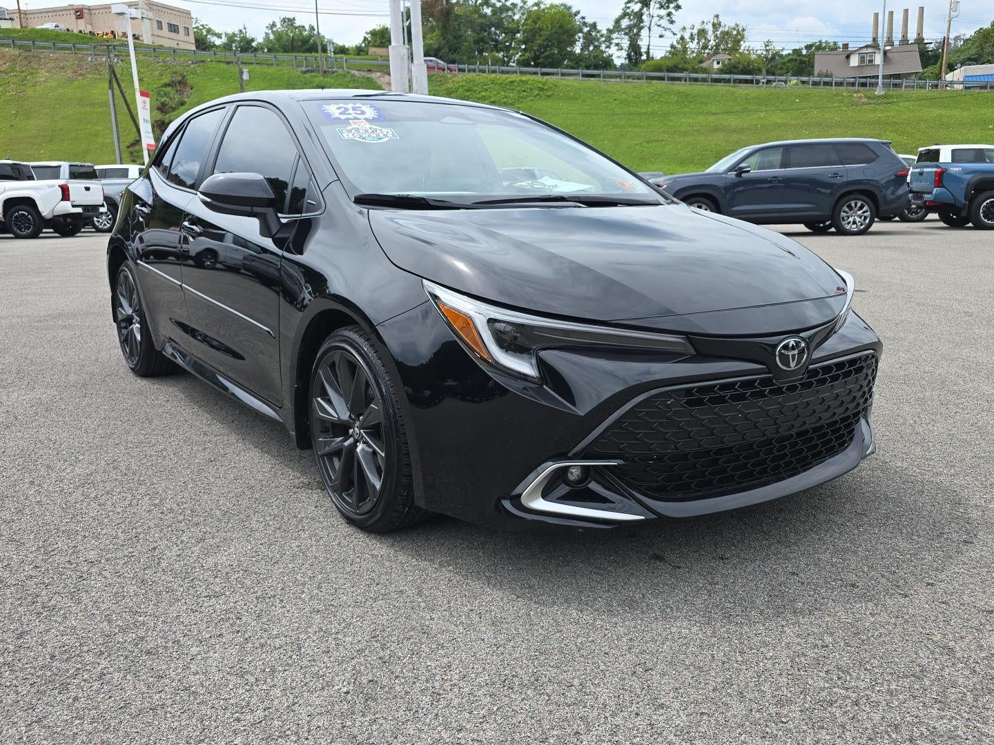 2025 Toyota Corolla Hatchback XSE