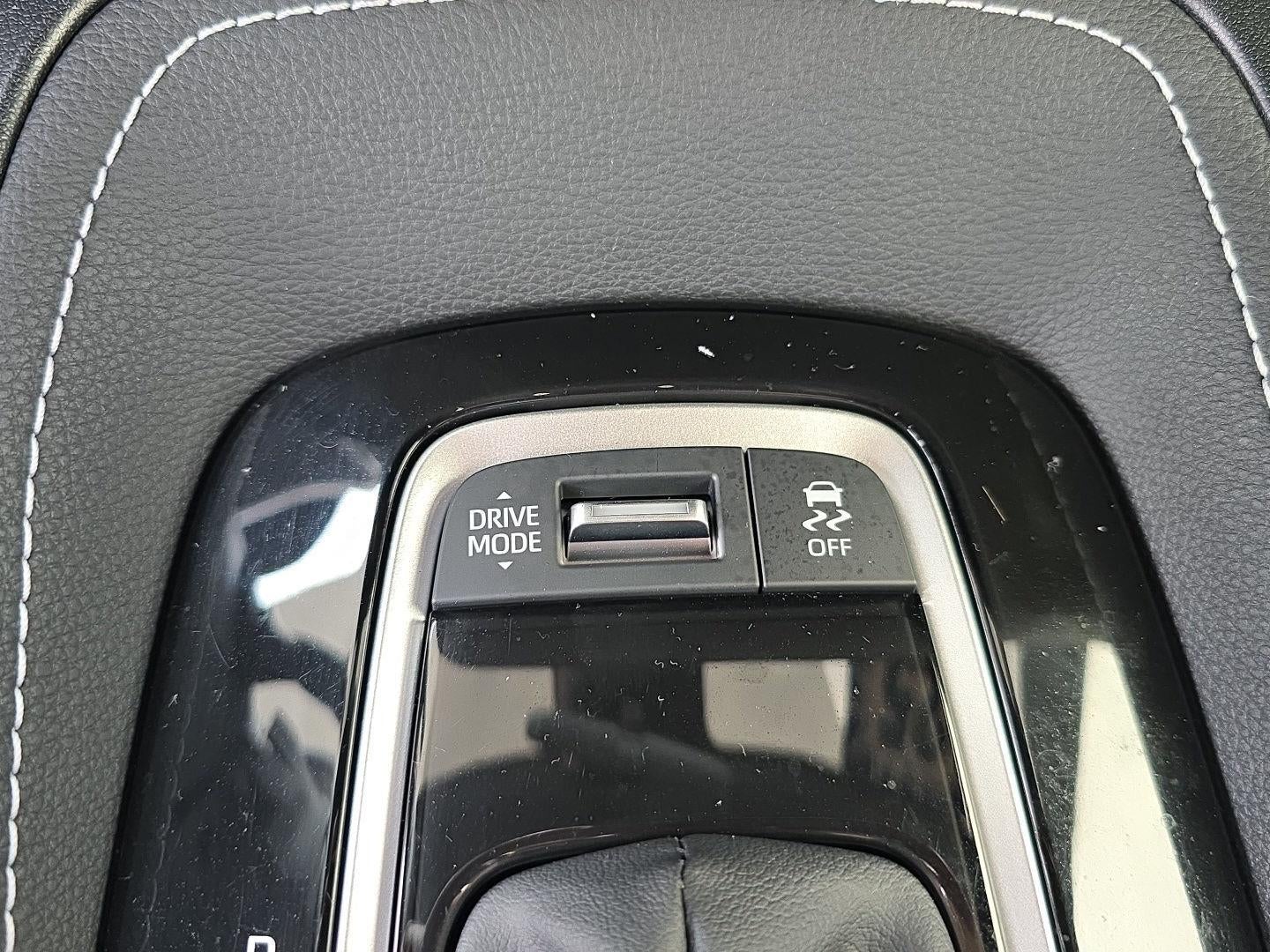 2025 Toyota Corolla Hatchback XSE