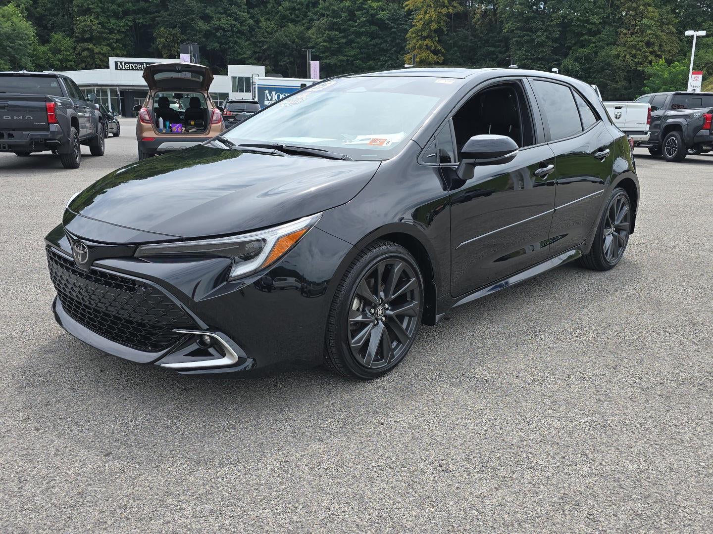 2025 Toyota Corolla Hatchback XSE