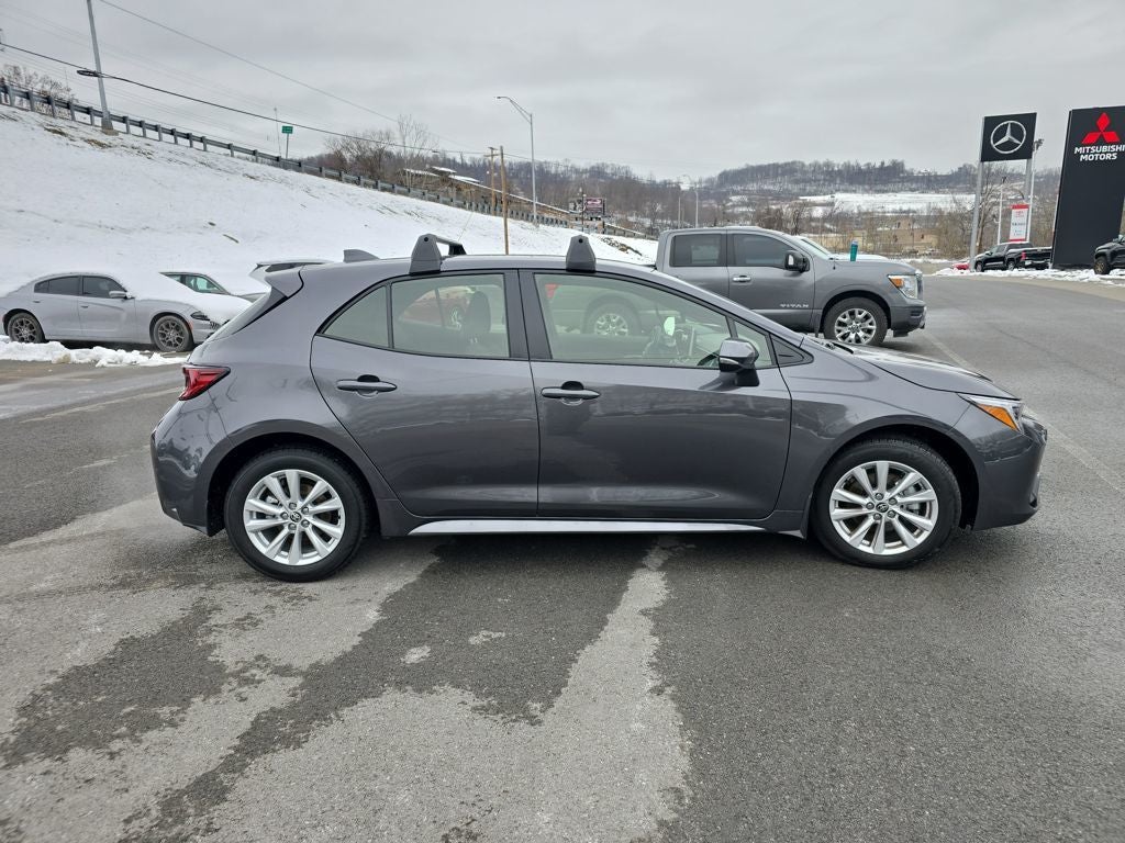 2025 Toyota Corolla Hatchback SE
