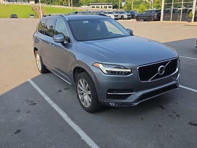 2018 Volvo XC90 Momentum
