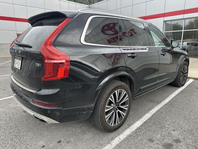 2020 Volvo XC90 Momentum