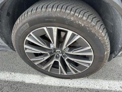2020 Volvo XC90 Momentum