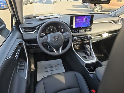 2025 Toyota RAV4 XLE Premium