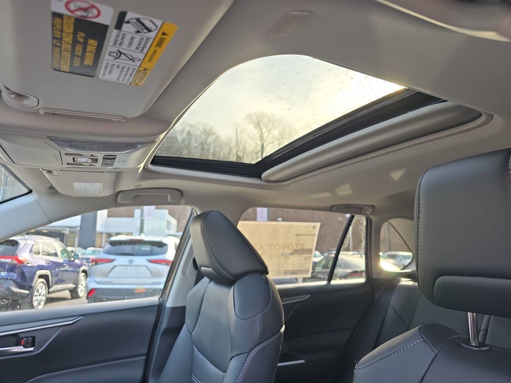 2025 Toyota RAV4 XLE Premium