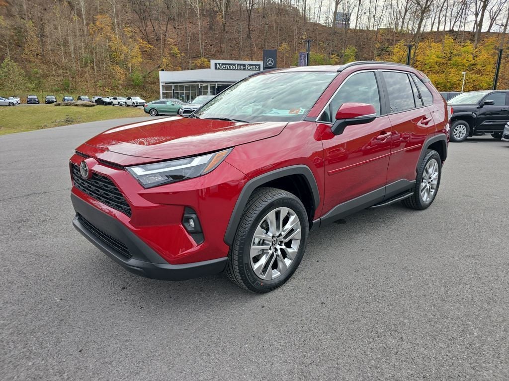 2025 Toyota RAV4 XLE Premium
