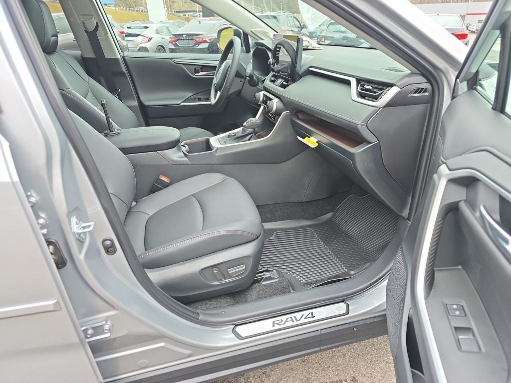 2025 Toyota RAV4 Limited