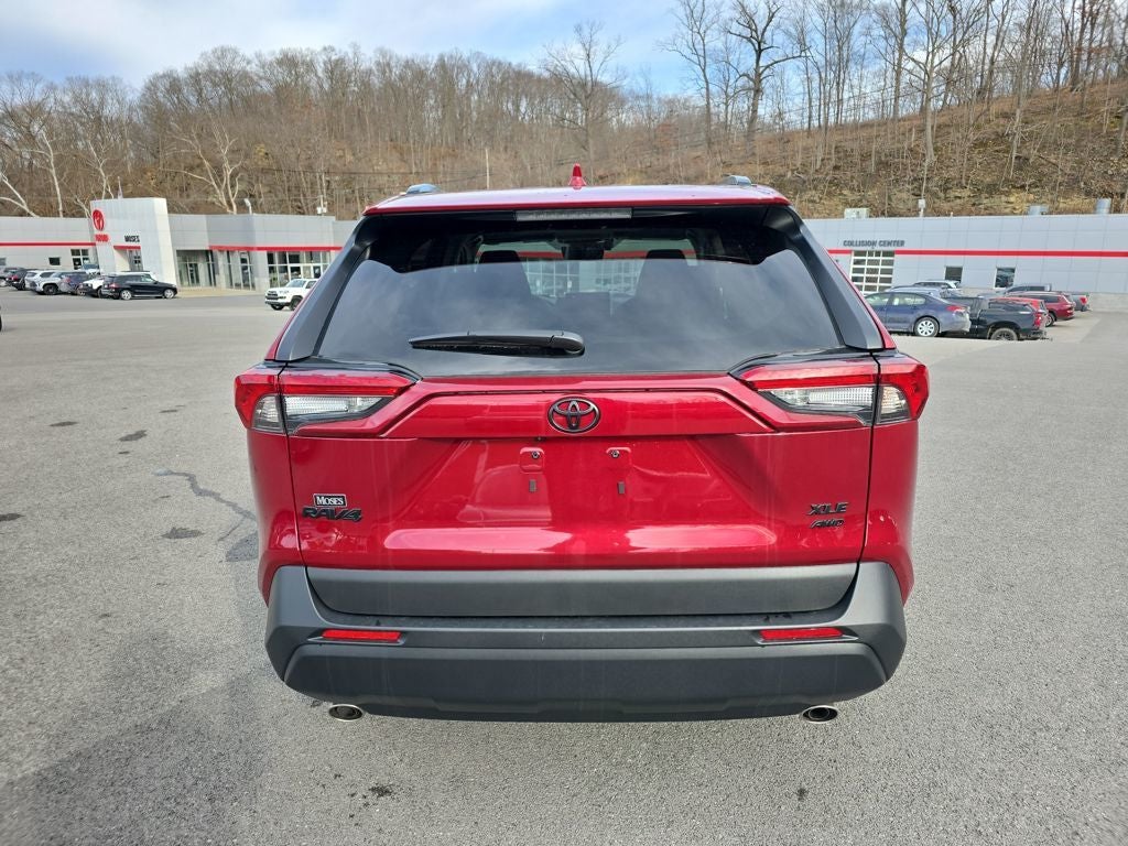 2025 Toyota RAV4 XLE