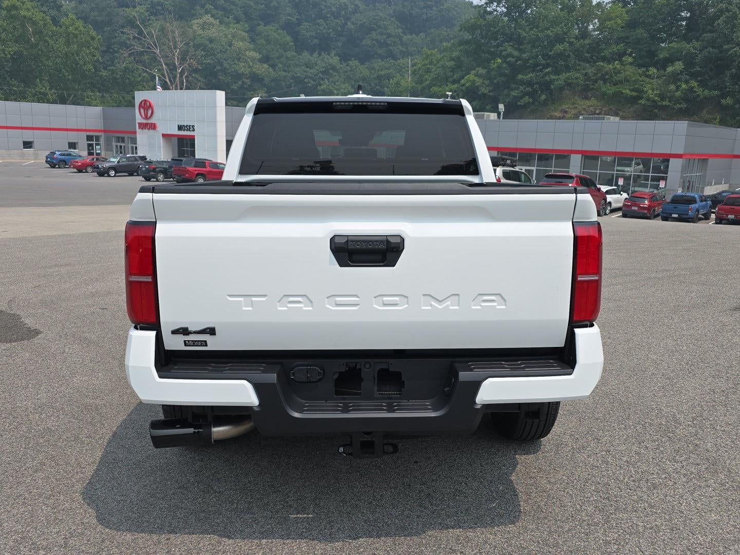 2026 Toyota Tacoma SR5 - Photo 7