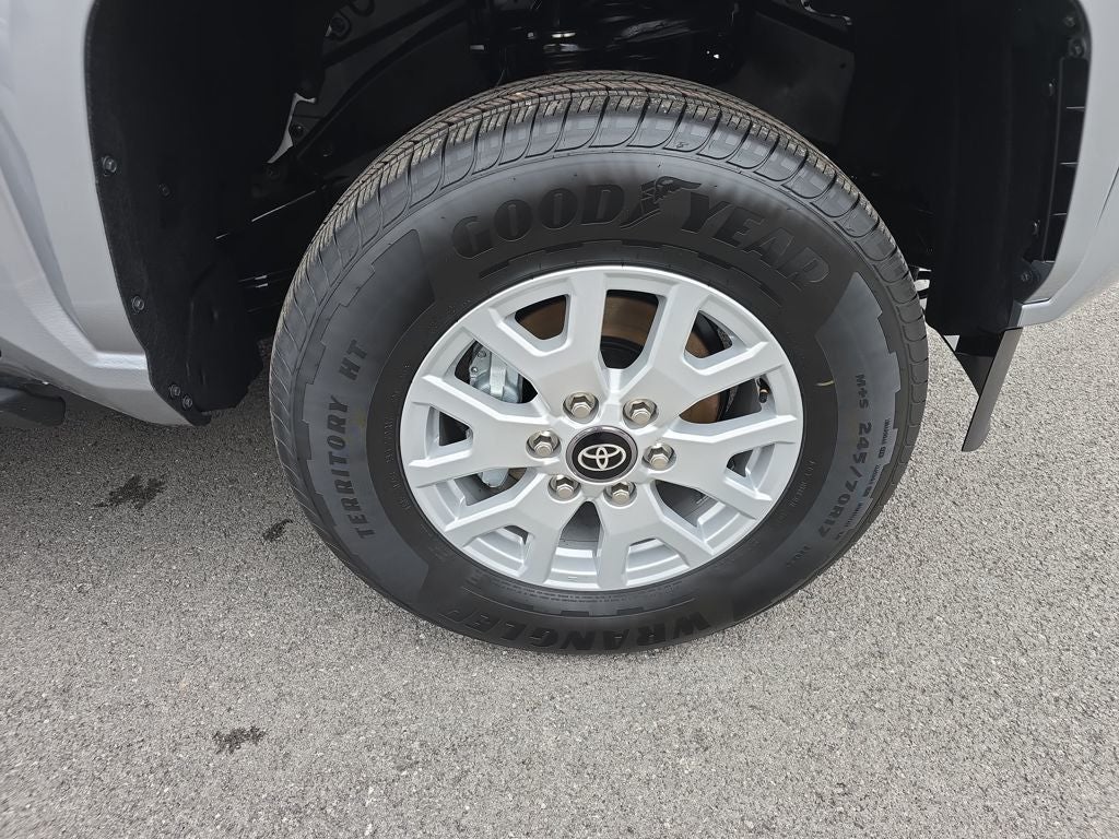 2025 Toyota Tacoma SR5