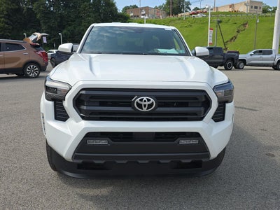 2026 Toyota TACOMA 4WD SR5