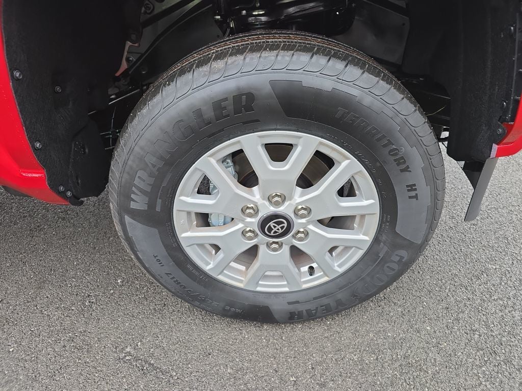 2025 Toyota Tacoma SR5