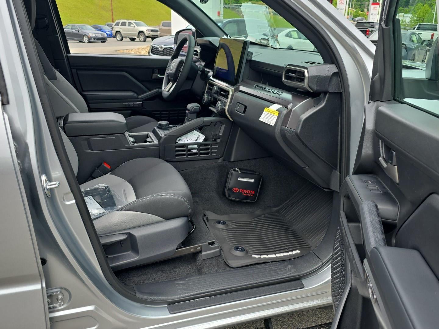 2026 Toyota Tacoma i-FORCE MAX Tacoma TRD Off-Road