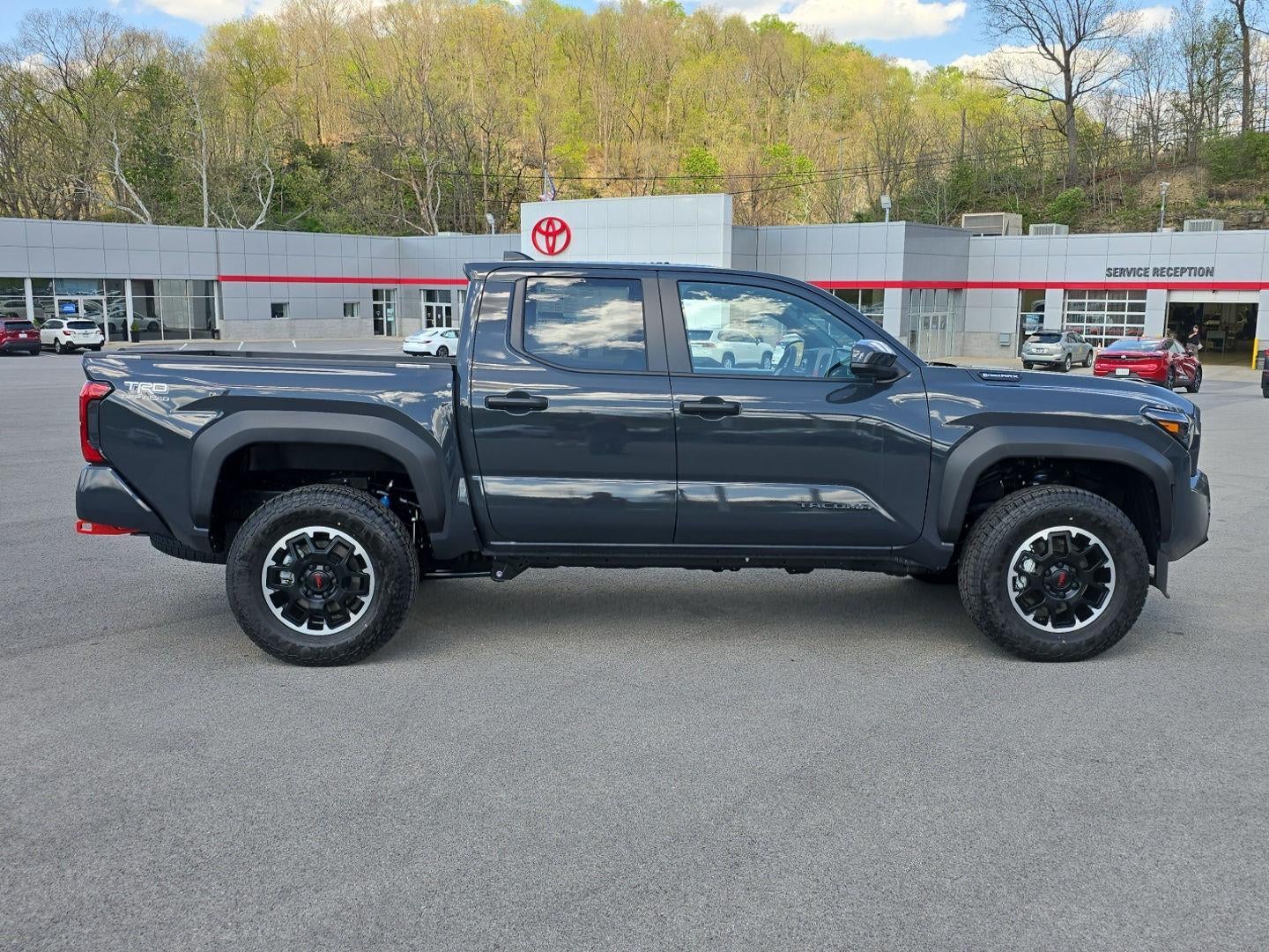 2026 Toyota Tacoma i-FORCE MAX Tacoma TRD Off-Road