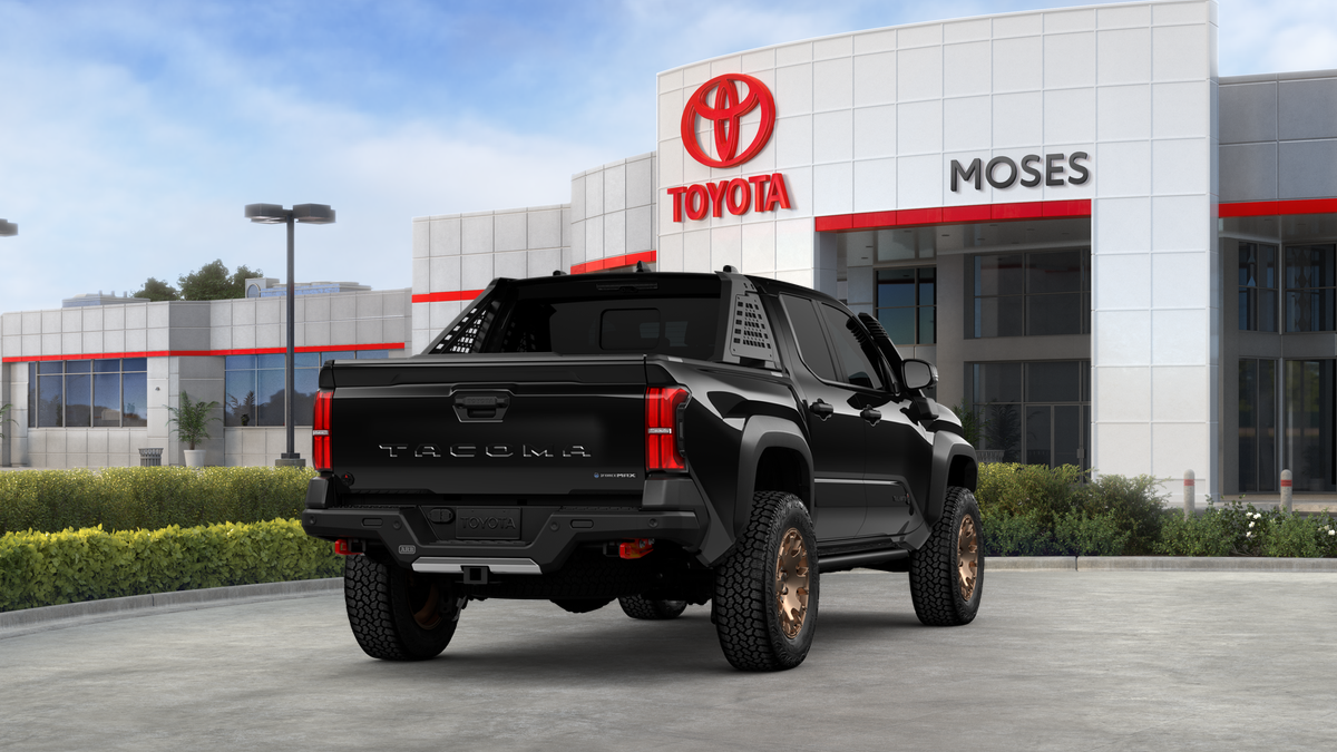 2025 Toyota Tacoma i-FORCE MAX Tacoma Trailhunter