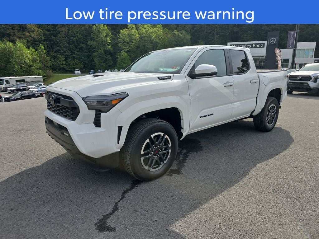 2025 Toyota Tacoma i-FORCE MAX Tacoma TRD Sport