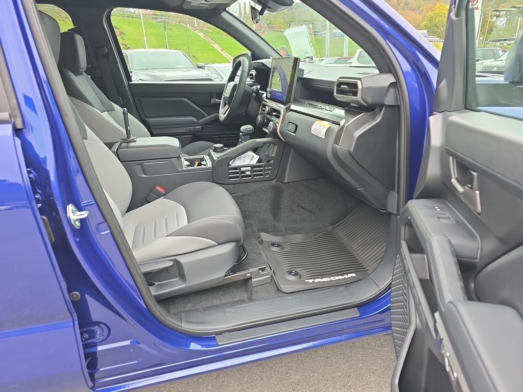 2025 Toyota Tacoma i-FORCE MAX Tacoma TRD Off-Road