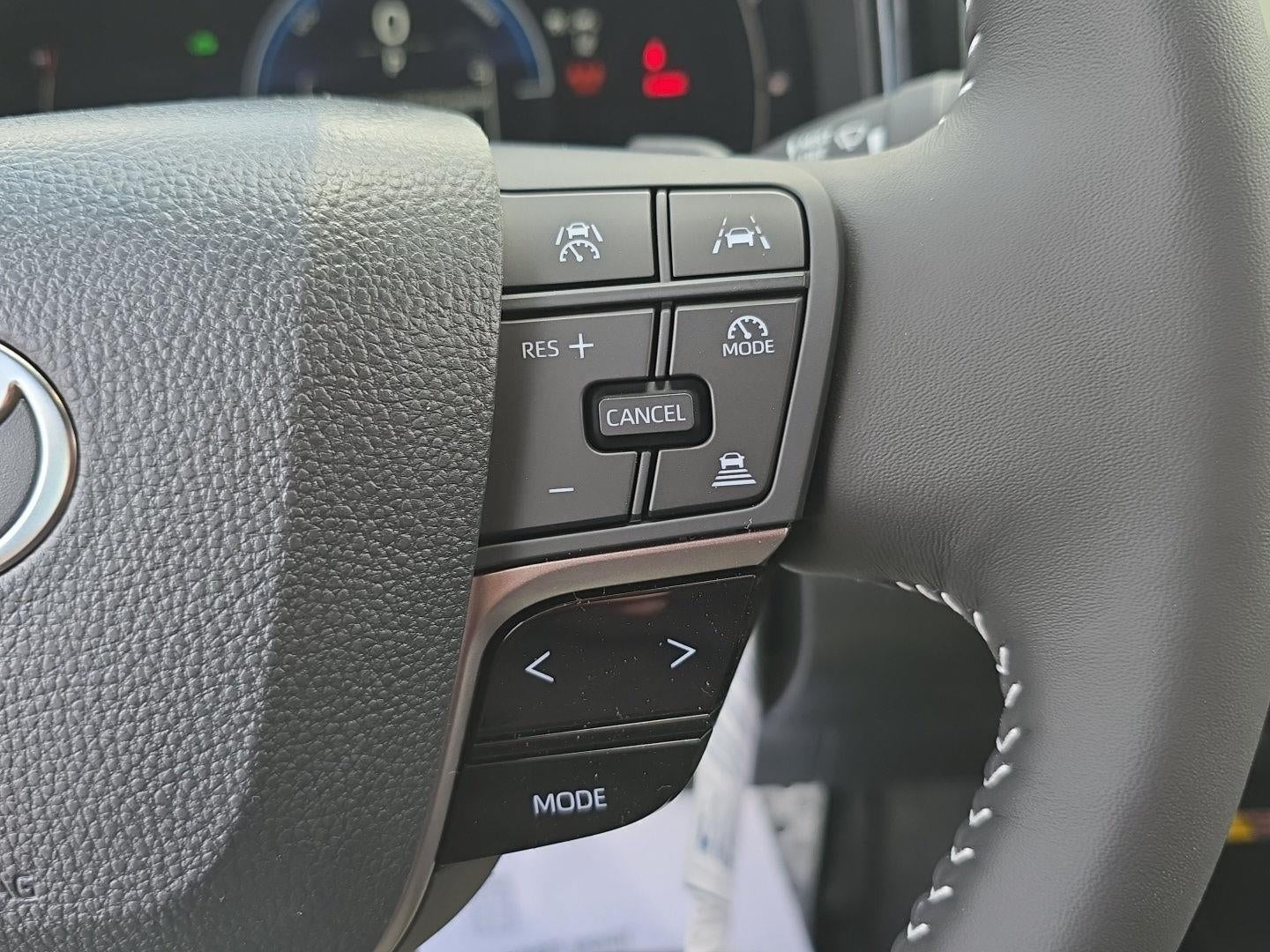 2026 Toyota Camry SE AWD