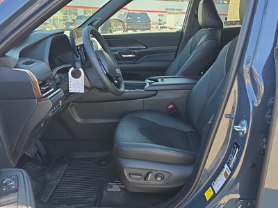 2026 Toyota Grand Highlander Hybrid MAX Platinum