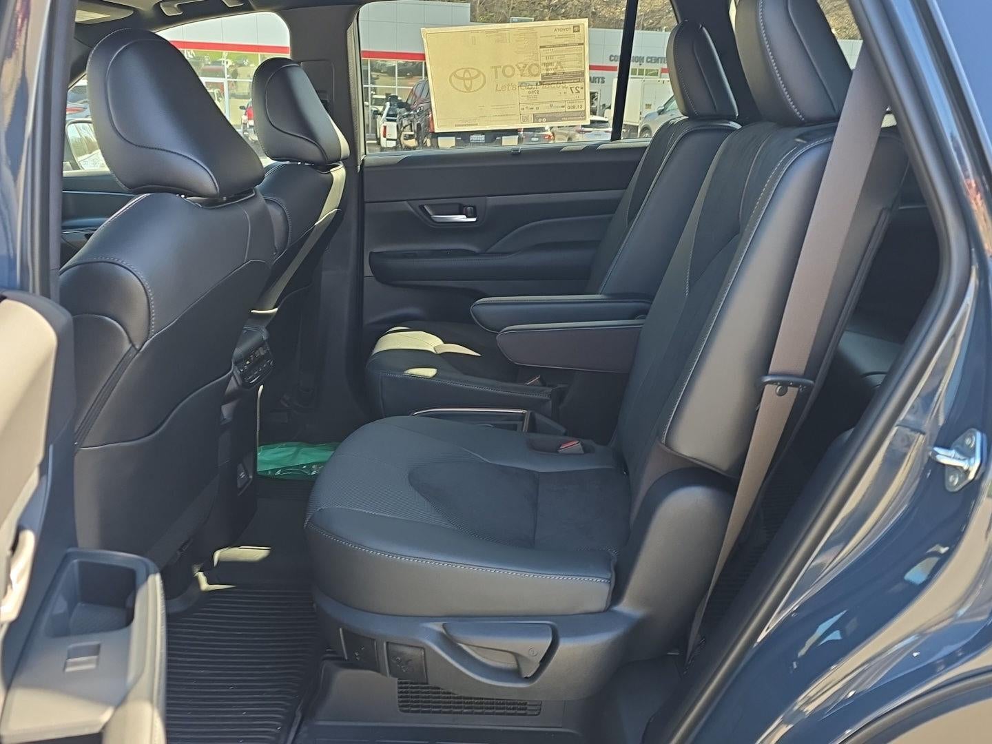 2026 Toyota Grand Highlander Hybrid MAX Platinum