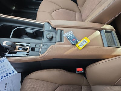 2026 Toyota Grand Highlander Hybrid MAX Platinum