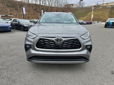 2026 Toyota Highlander Hybrid Platinum