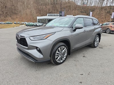 2026 Toyota Highlander Hybrid Platinum