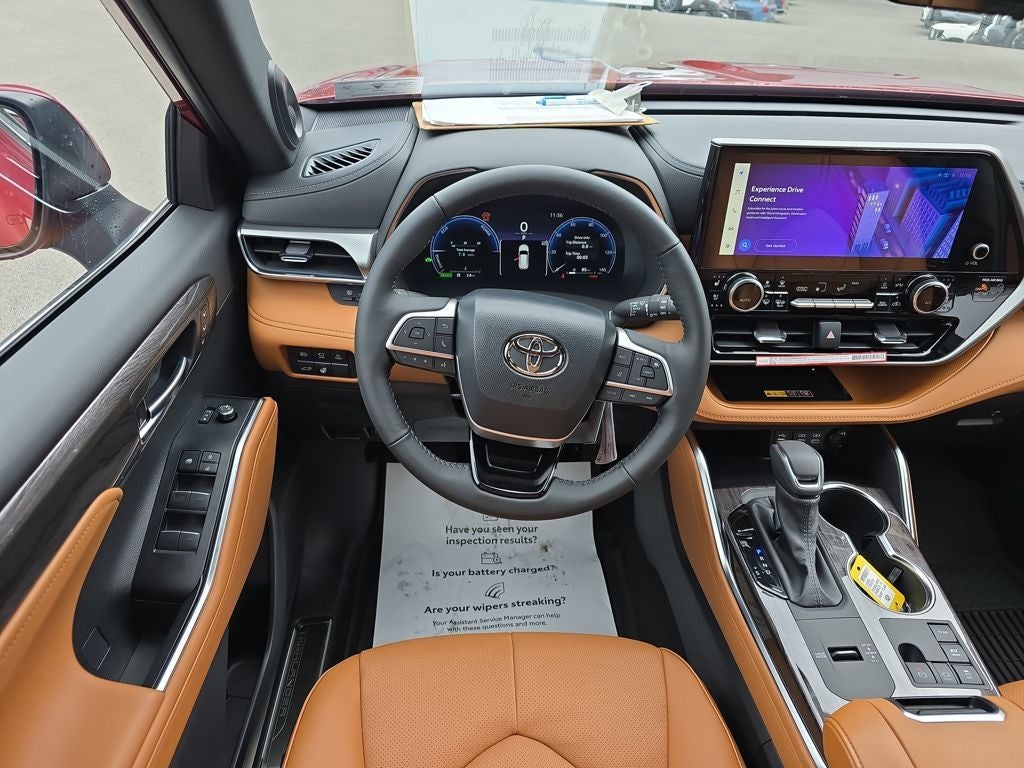 2026 Toyota Highlander Hybrid Platinum