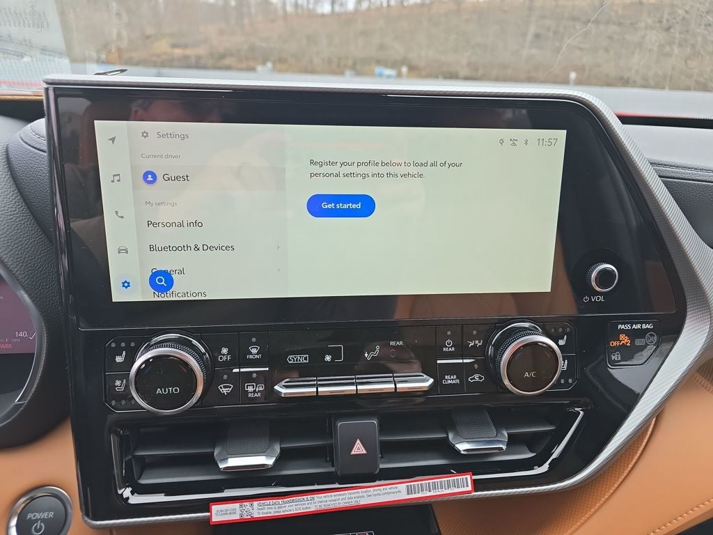 2026 Toyota Highlander Hybrid Platinum