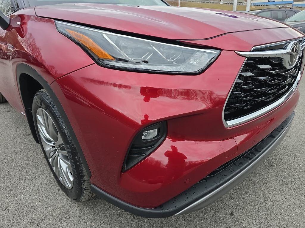 2026 Toyota Highlander Hybrid Platinum
