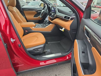 2026 Toyota Highlander Hybrid Platinum