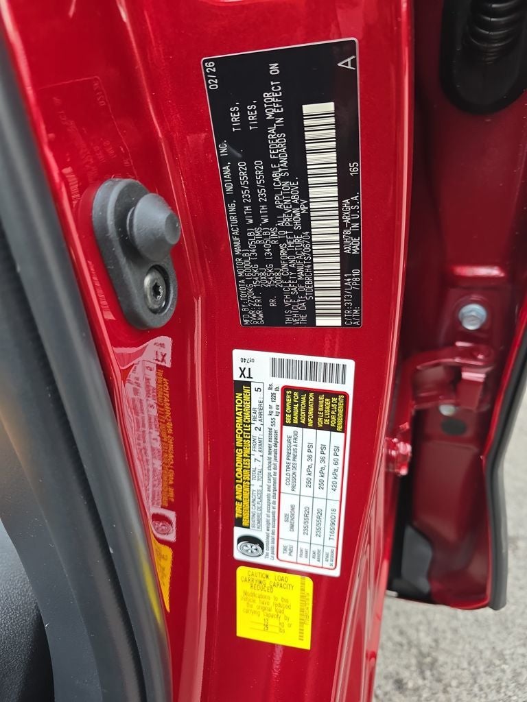 2026 Toyota Highlander Hybrid Platinum