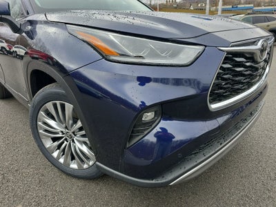 2026 Toyota Highlander Hybrid Platinum