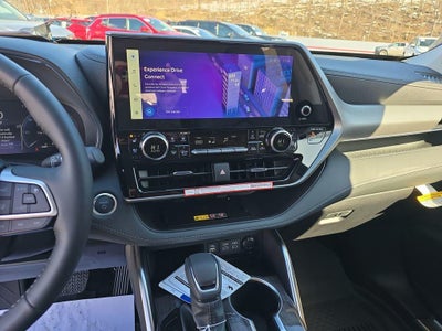 2026 Toyota Highlander Hybrid Platinum