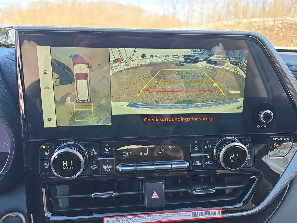 2026 Toyota Highlander Hybrid Platinum