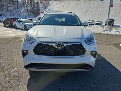 2026 Toyota Highlander Hybrid Platinum