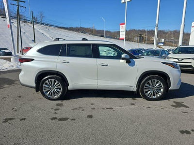 2026 Toyota Highlander Hybrid Platinum